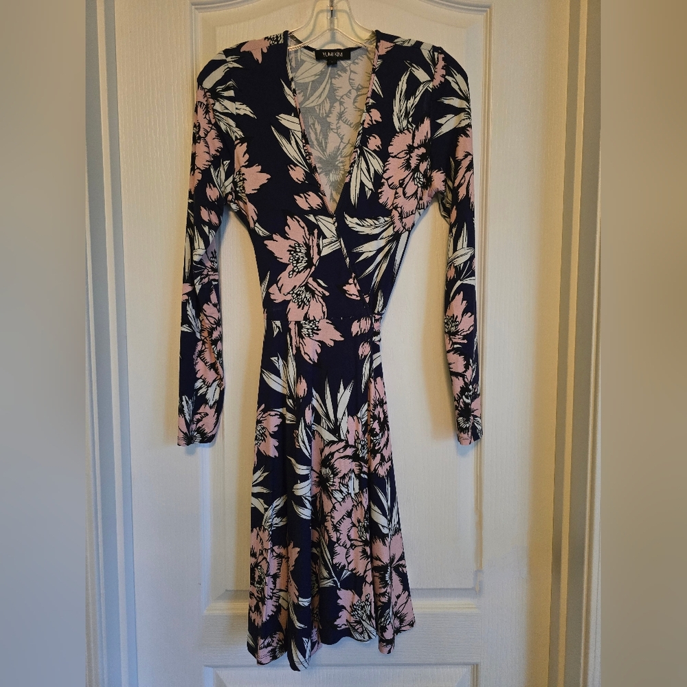 EUC Yumi Kim Fabulous Floral Print Deep V-Neck A-line Wrap Dress, Size Small - Picture 2 of 7